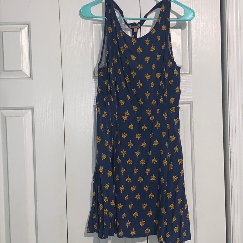 cute large dress!!
